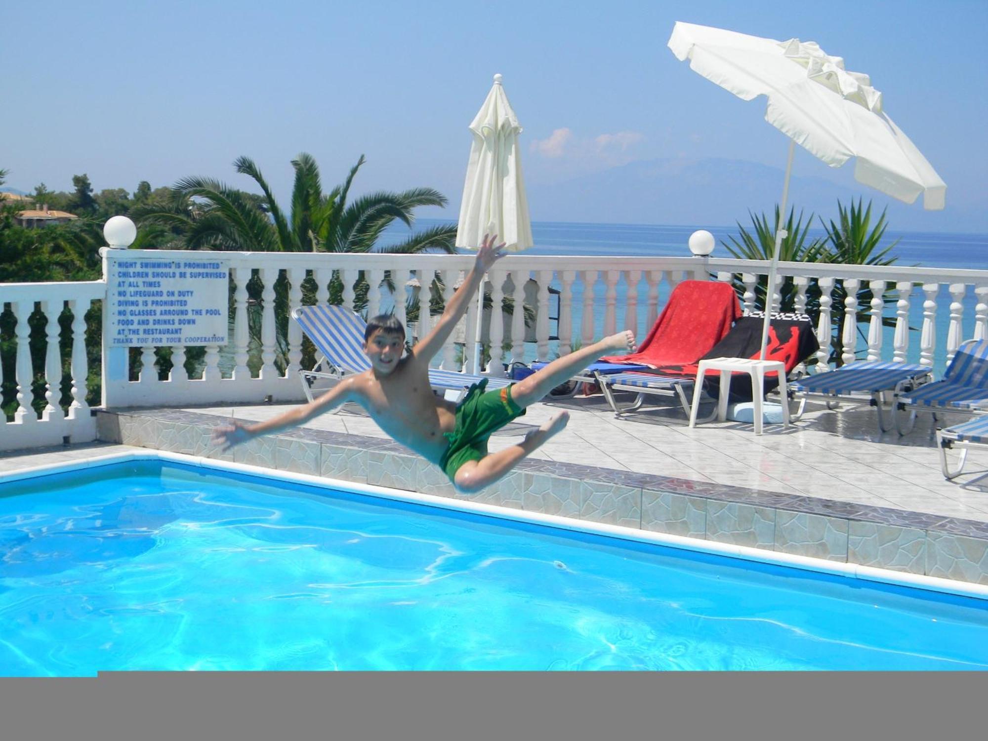 Clear Horizon Aparthotel Амуди Екстериор снимка