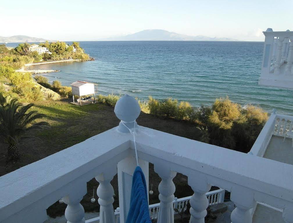 Clear Horizon Aparthotel Амуди Екстериор снимка