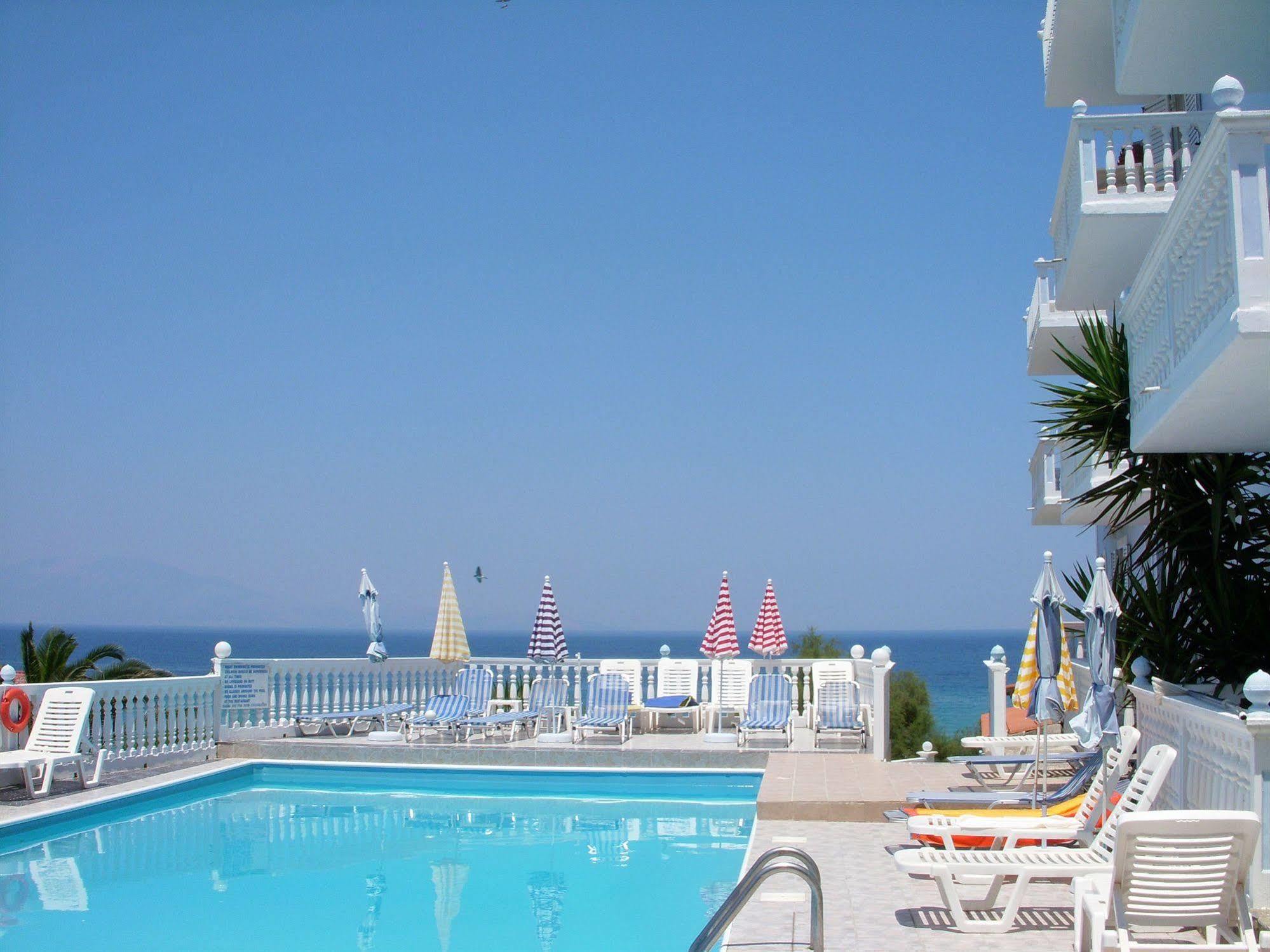 Clear Horizon Aparthotel Амуди Екстериор снимка